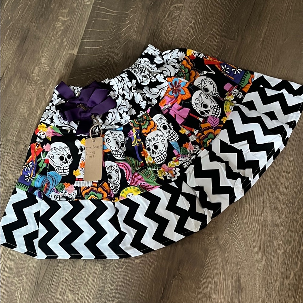Colorful Skull Patterned Skirt with Chevron Design